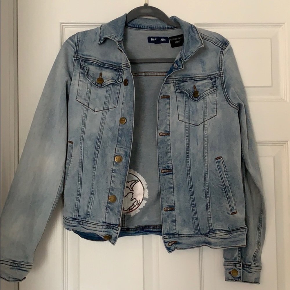 Taylor swift 1989 tour Jean jacket